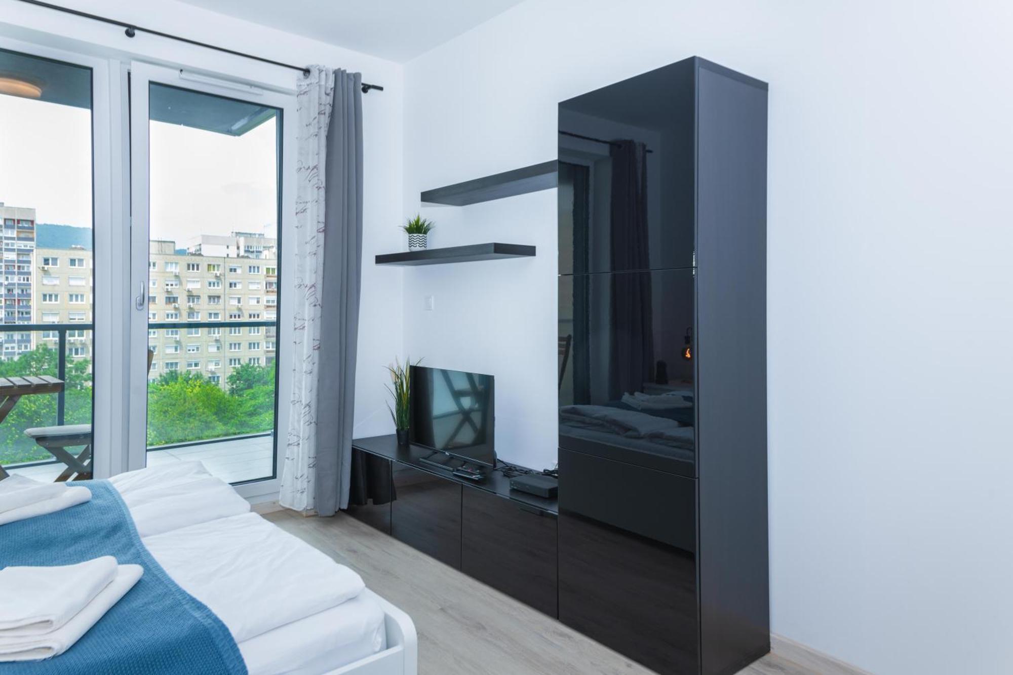 Waterfront City Apartments By Urbanrent Budapeste Exterior foto